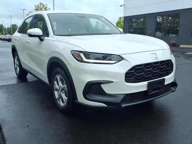 Used 2024 Honda HR-V LX image 3