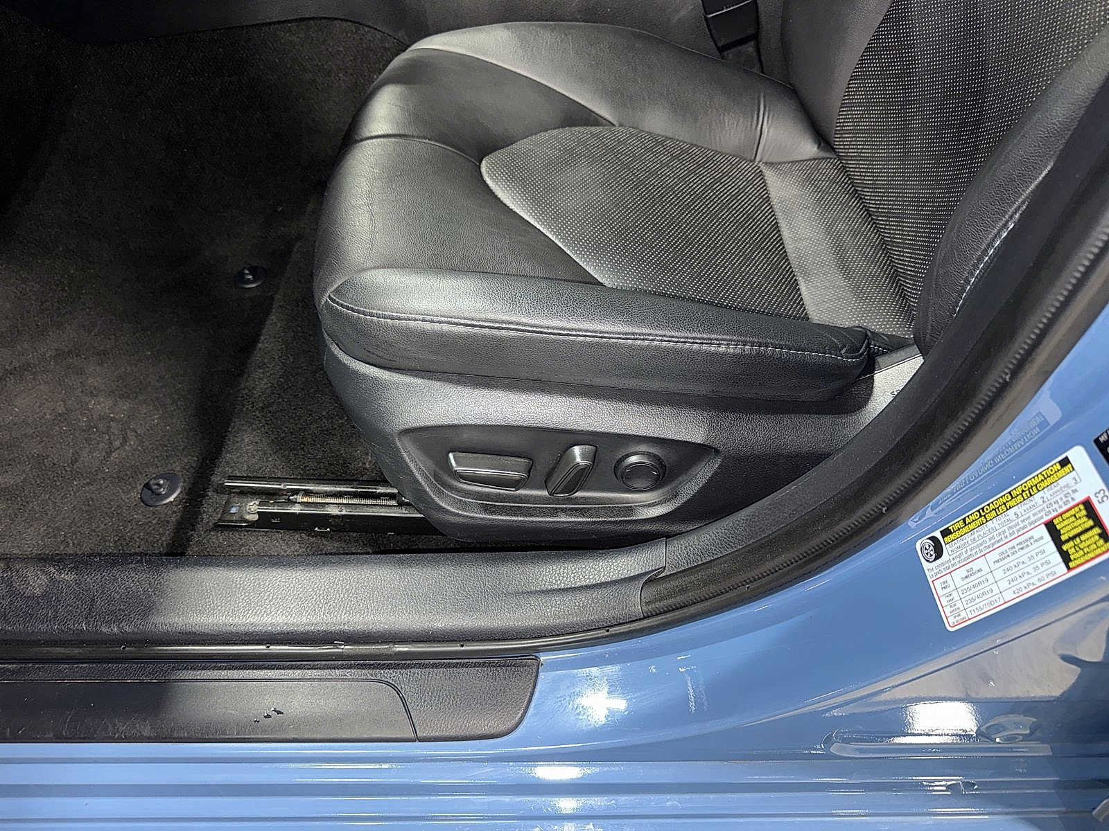 Used 2023 Toyota Camry XSE FWD image 23