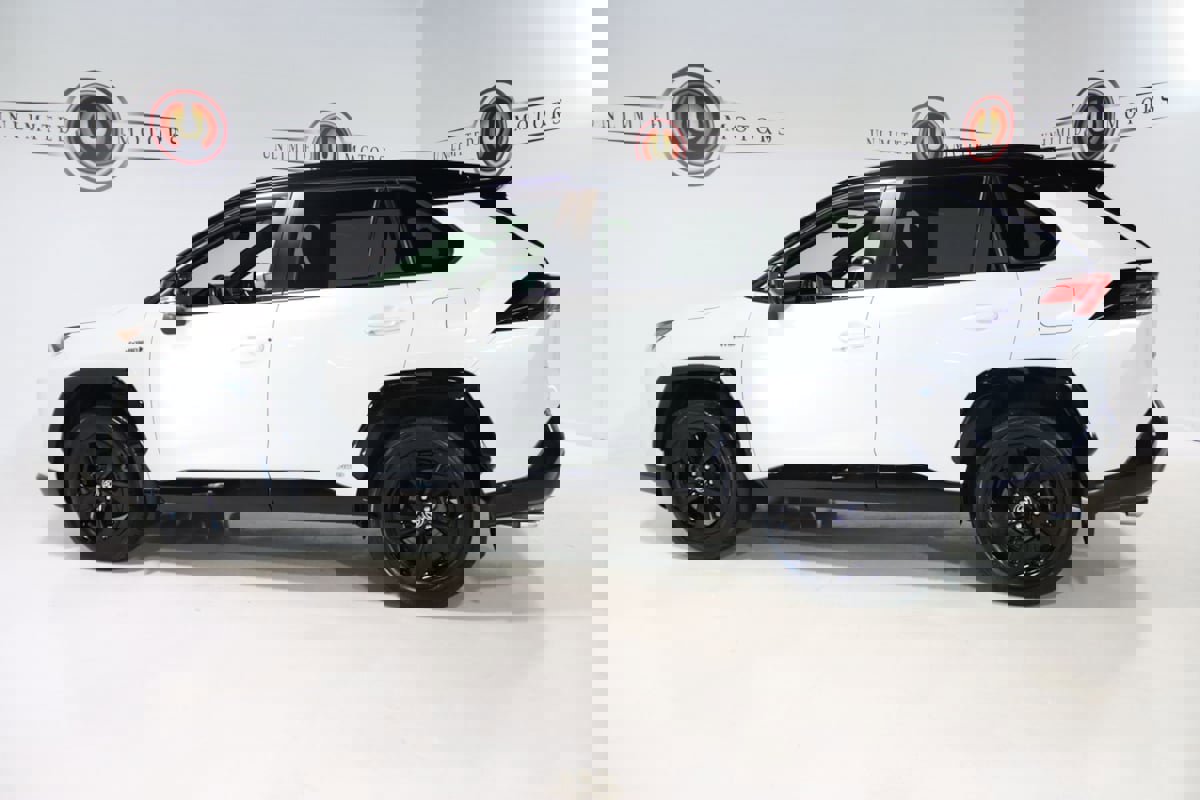 Used 2020 Toyota RAV4 XSE AWD/4WD image 29