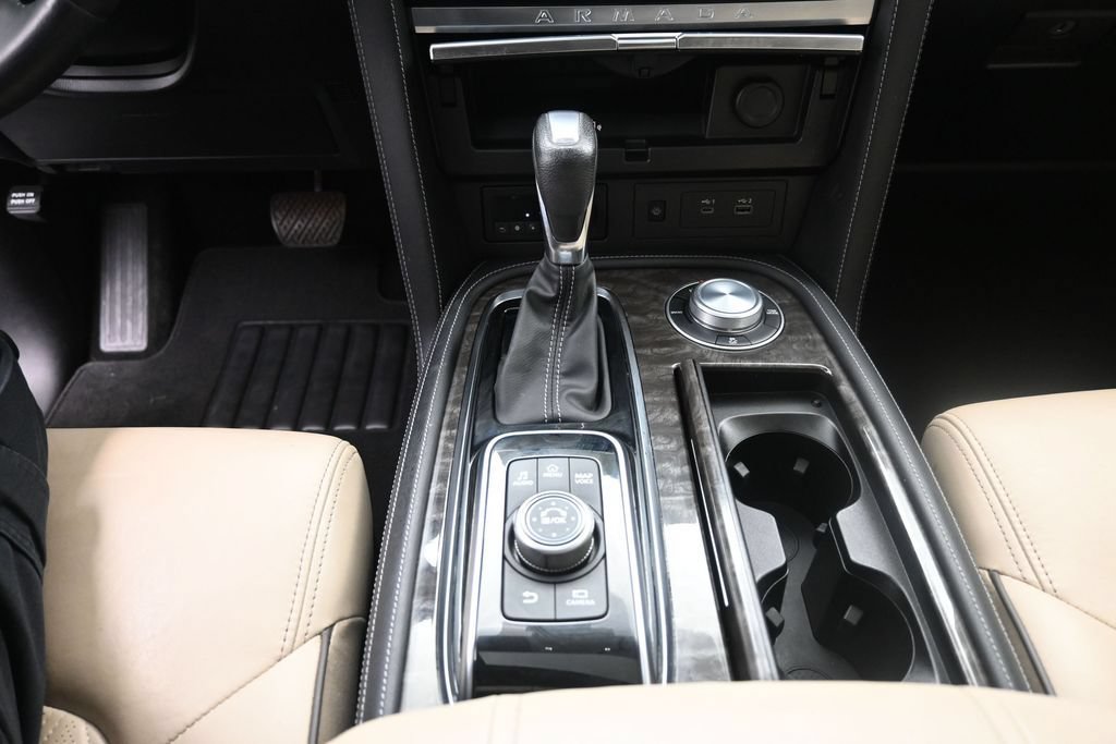 Used 2023 Nissan Armada Platinum w/ Captain's Chairs Package AWD/4WD image 13