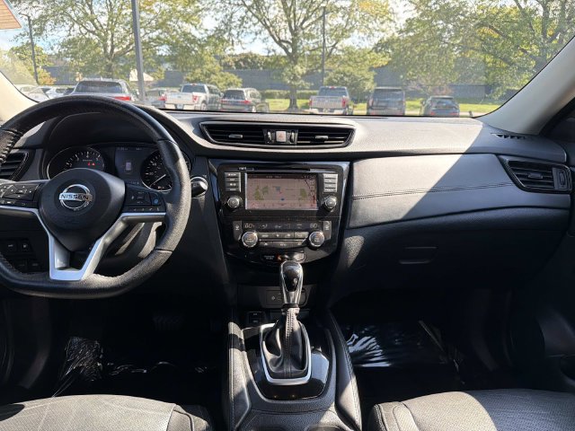 Used 2019 Nissan Rogue SL w/ Premium Package AWD/4WD image 15