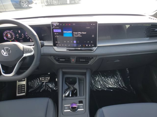 New 2026 Volkswagen Tiguan SE R-Line AWD/4WD image 14