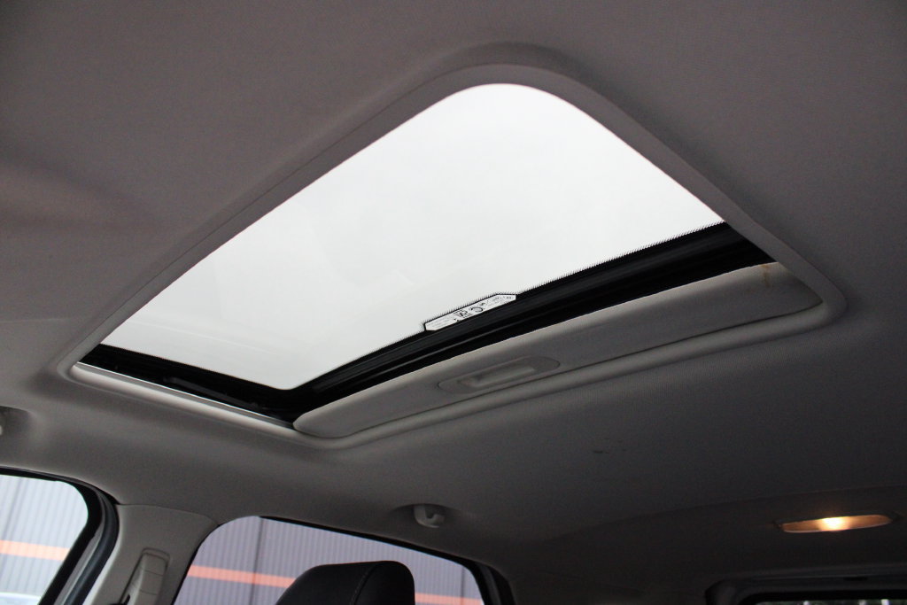 Used 2018 Ford EcoSport Titanium FWD image 5