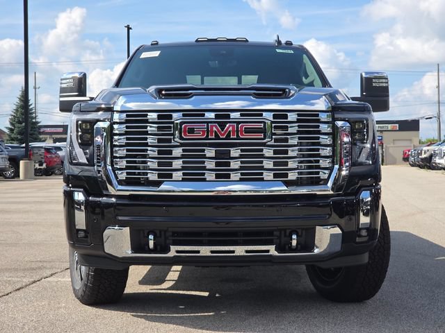 New 2026 GMC Sierra 3500 Denali w/ Denali Reserve Package AWD/4WD image 15