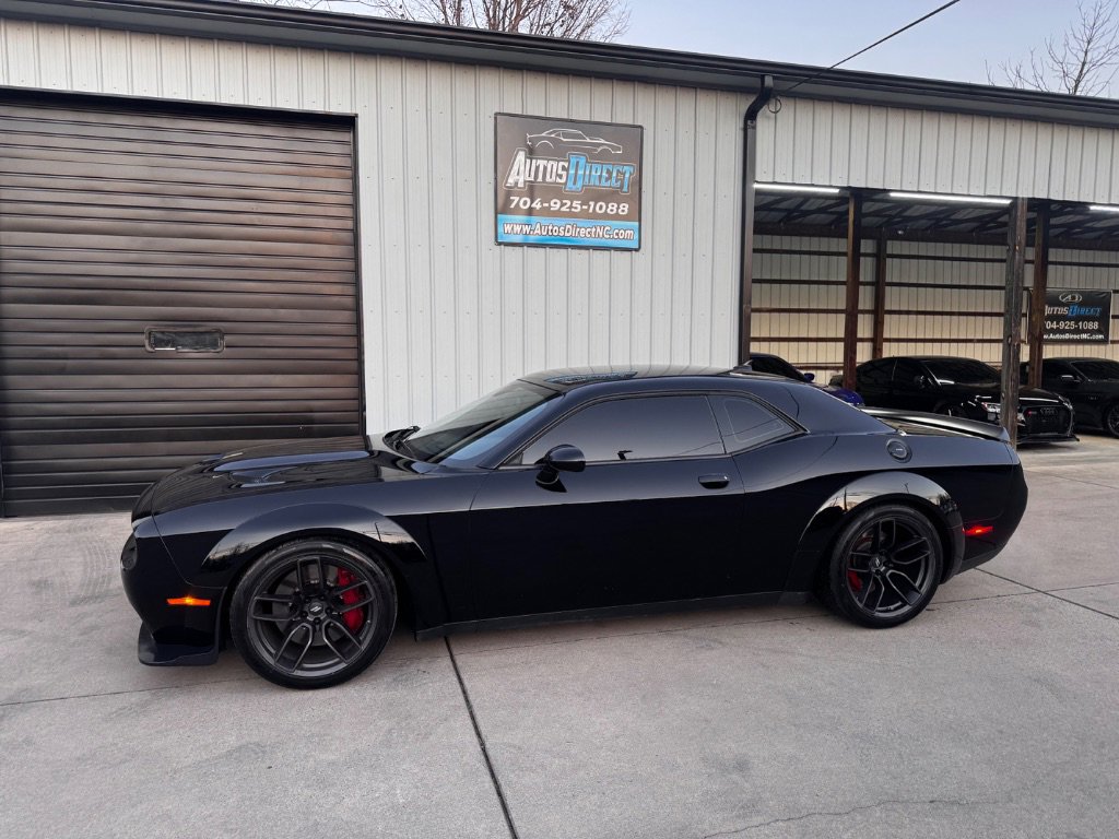 Used 2019 Dodge Challenger R/T Scat Pack w/ Widebody Package image 3