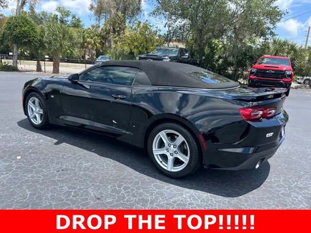 Used 2020 Chevrolet Camaro LT RWD image 4