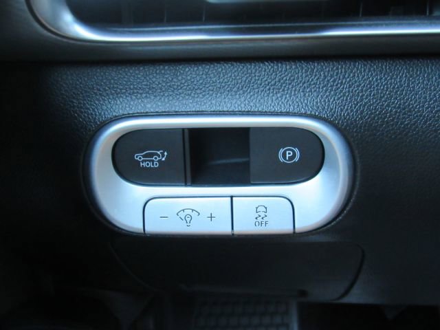 Used 2024 Genesis GV60 RWD image 41