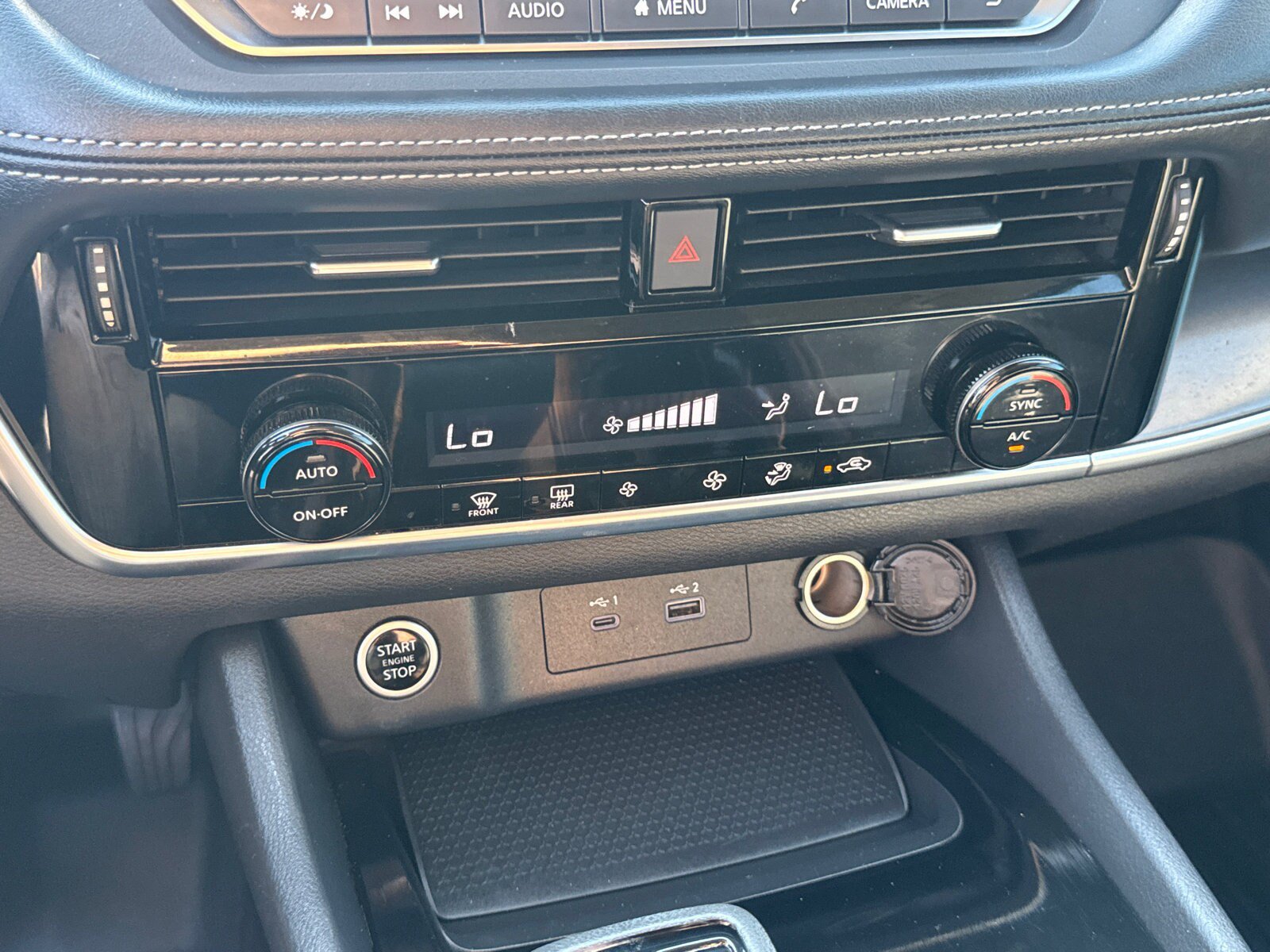 Used 2022 Nissan Rogue SV FWD image 29