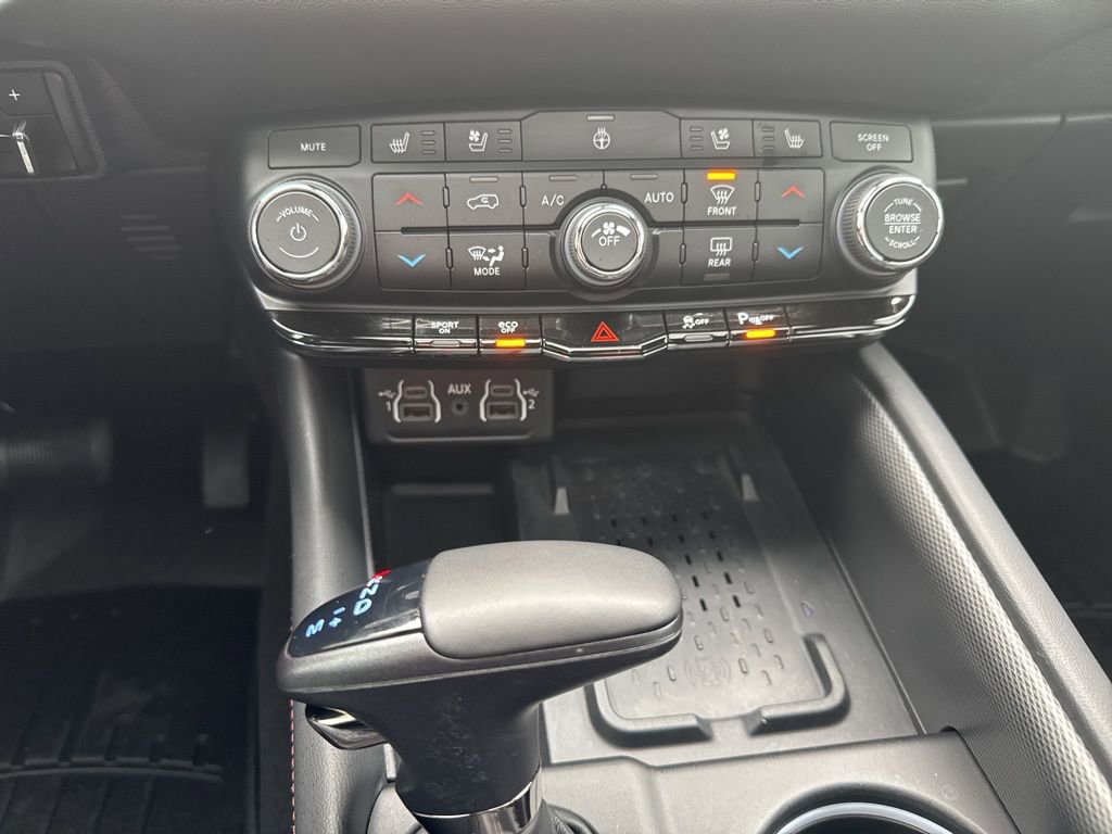 Used 2025 Dodge Durango R/T image 19
