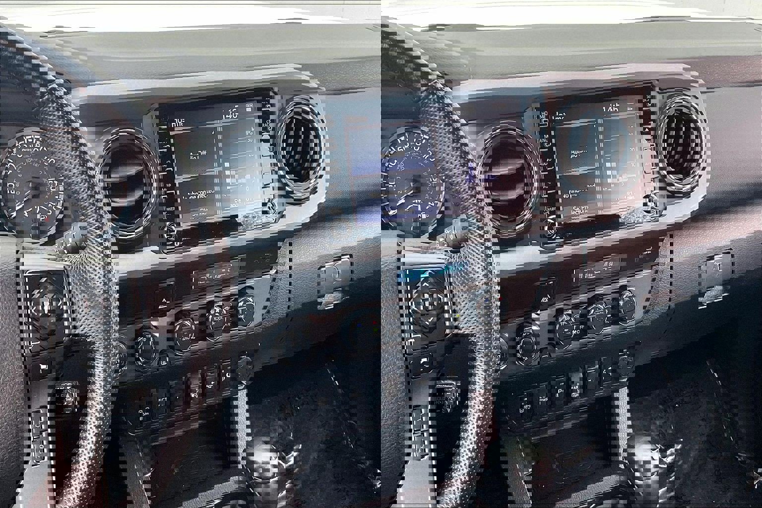 Used 2023 Toyota Tacoma TRD Off-Road image 7