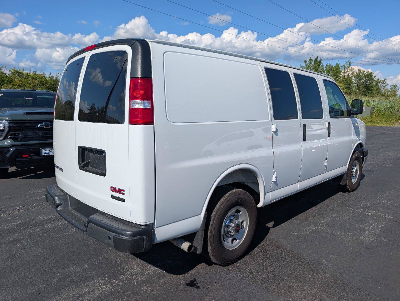 Used 2025 GMC Savana 2500 w/ Safety Package RWD image 8