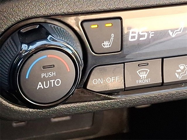 Used 2021 Nissan Kicks SR w/ SR Premium Package image 20