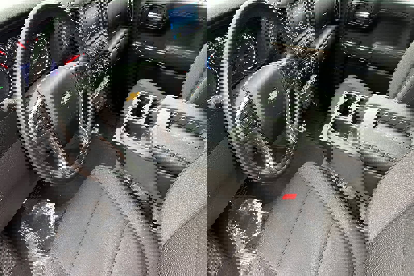 Used 2020 Chevrolet Silverado 1500 LT w/ Texas Edition image 12