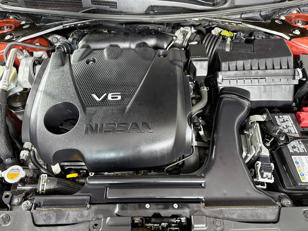 Used 2021 Nissan Maxima SR w/ Sport Mat Group FWD image 32