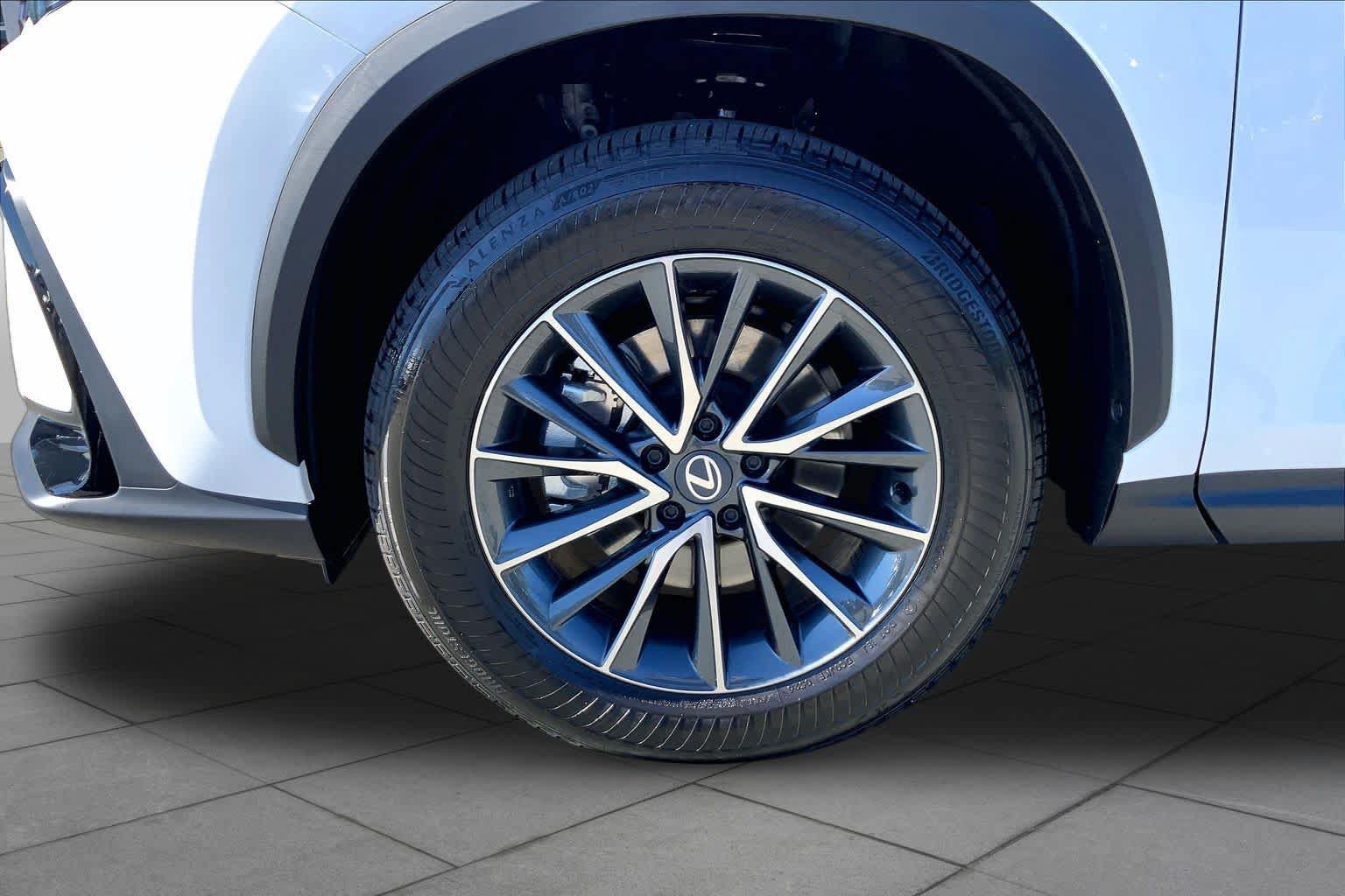 Certified 2026 Lexus NX 350 AWD w/ Accessory Package (2T) image 11