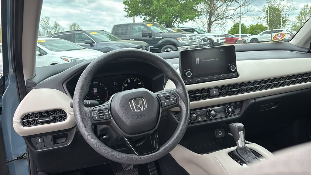 Certified 2025 Honda HR-V LX image 13