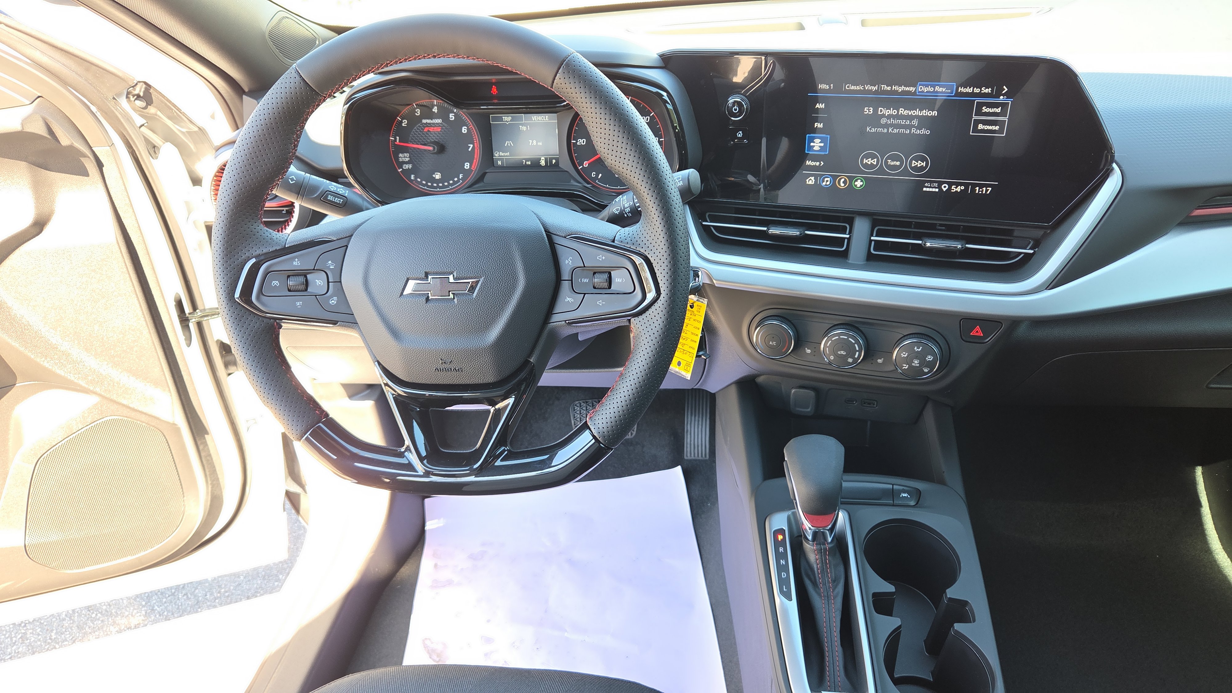 New 2026 Chevrolet Trax RS w/ Driver Confidence Package image 12