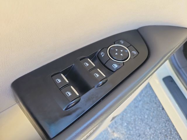 Used 2018 Lincoln MKX Select w/ Select Plus Package image 19