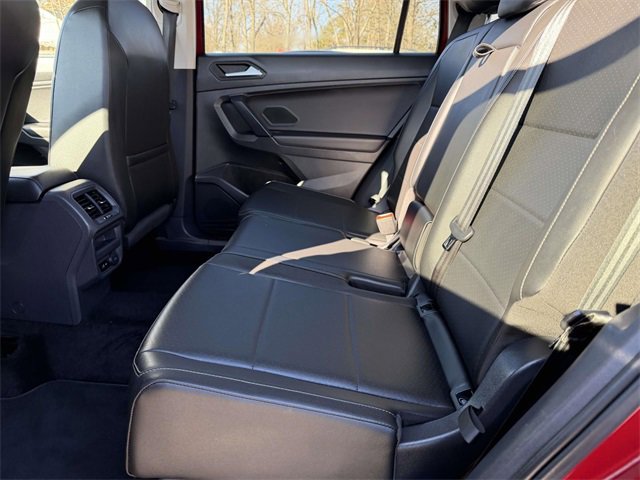 Used 2019 Volkswagen Tiguan SE image 14