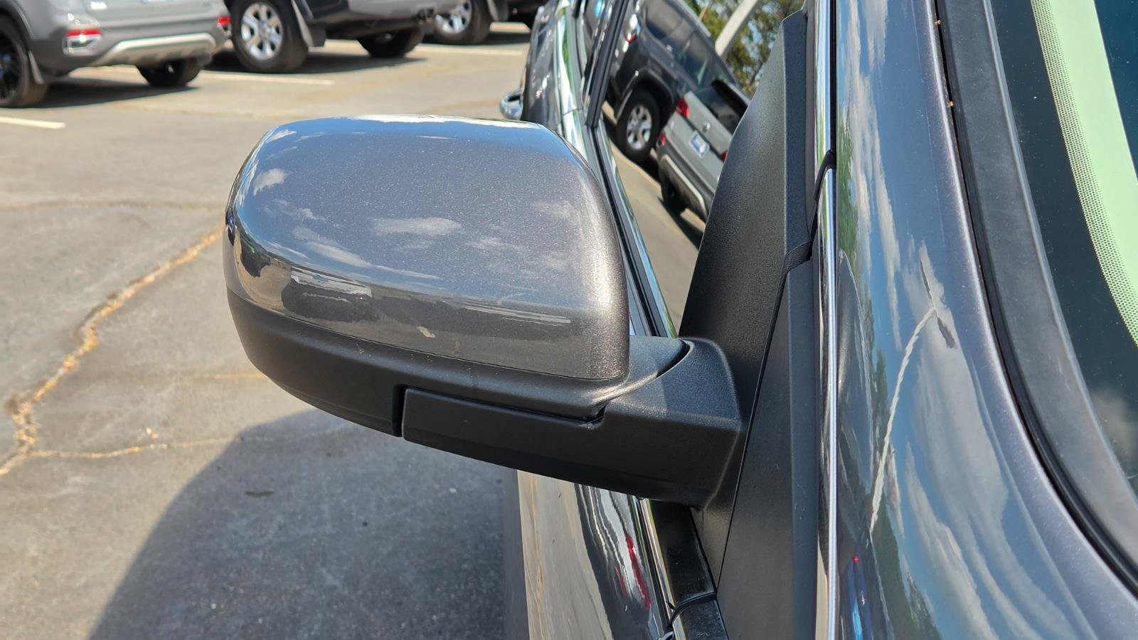 Used 2024 Ford Edge SEL AWD/4WD image 12