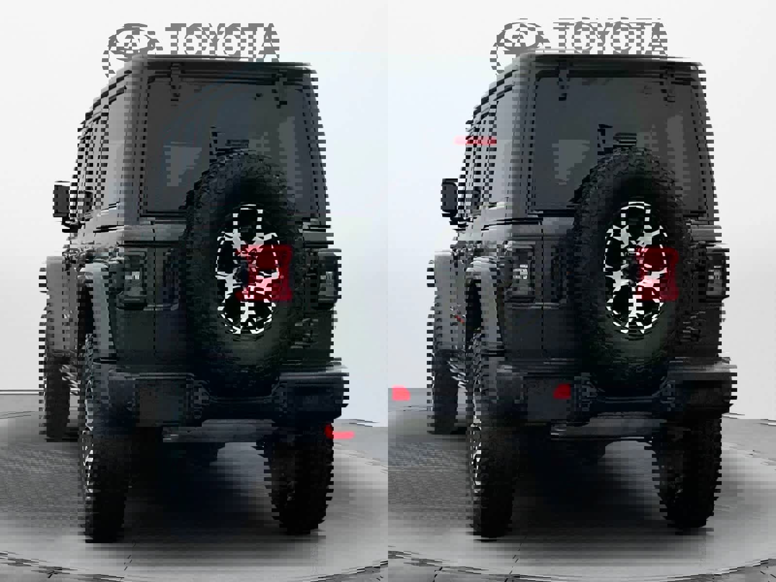 Used 2022 Jeep Wrangler Unlimited Rubicon w/ Steel Bumper Group image 4