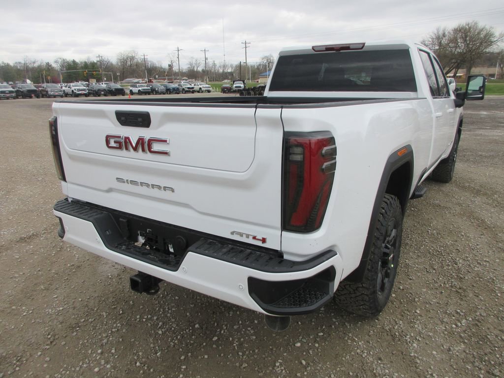 New 2026 GMC Sierra 3500 AT4 AWD/4WD image 5
