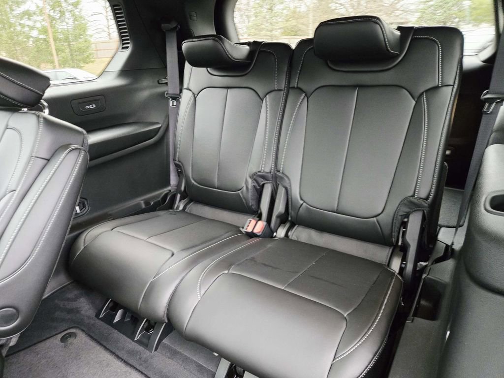 New 2025 Jeep Grand Cherokee L Limited AWD/4WD image 14