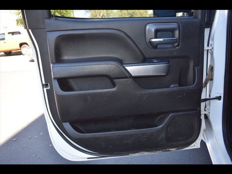 Used 2018 Chevrolet Silverado 2500 LT AWD/4WD image 21