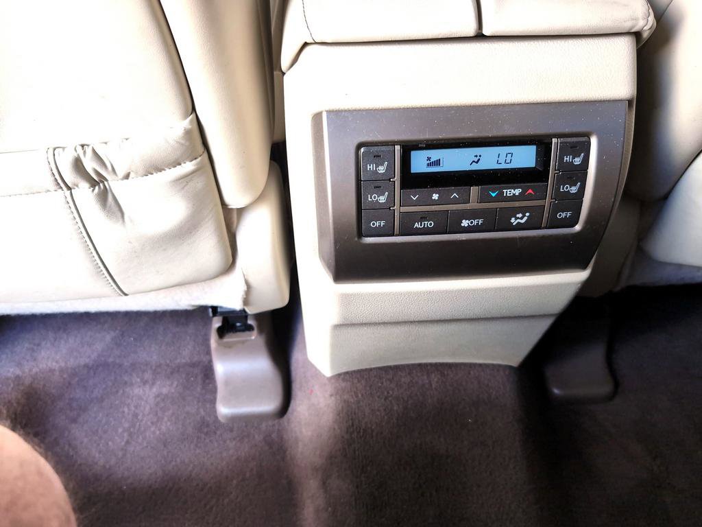 Used 2015 Lexus GX 460 w/ Premium Package AWD/4WD image 23