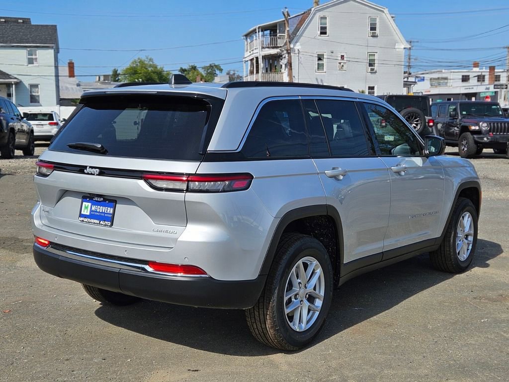 New 2025 Jeep Grand Cherokee Laredo X w/ Luxury Tech Group I image 5