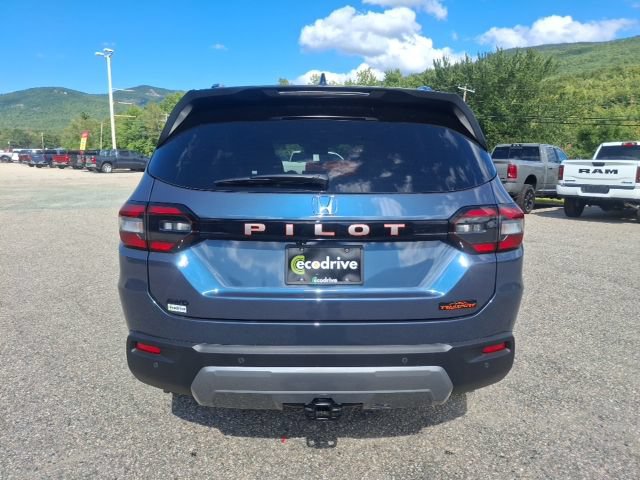 New 2026 Honda Pilot TrailSport image 6
