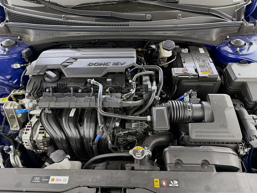 Used 2025 Hyundai Elantra Sport FWD image 29