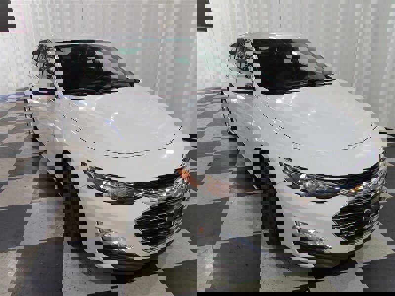 Used 2023 Chevrolet Malibu LT w/ Driver Confidence Package image 6