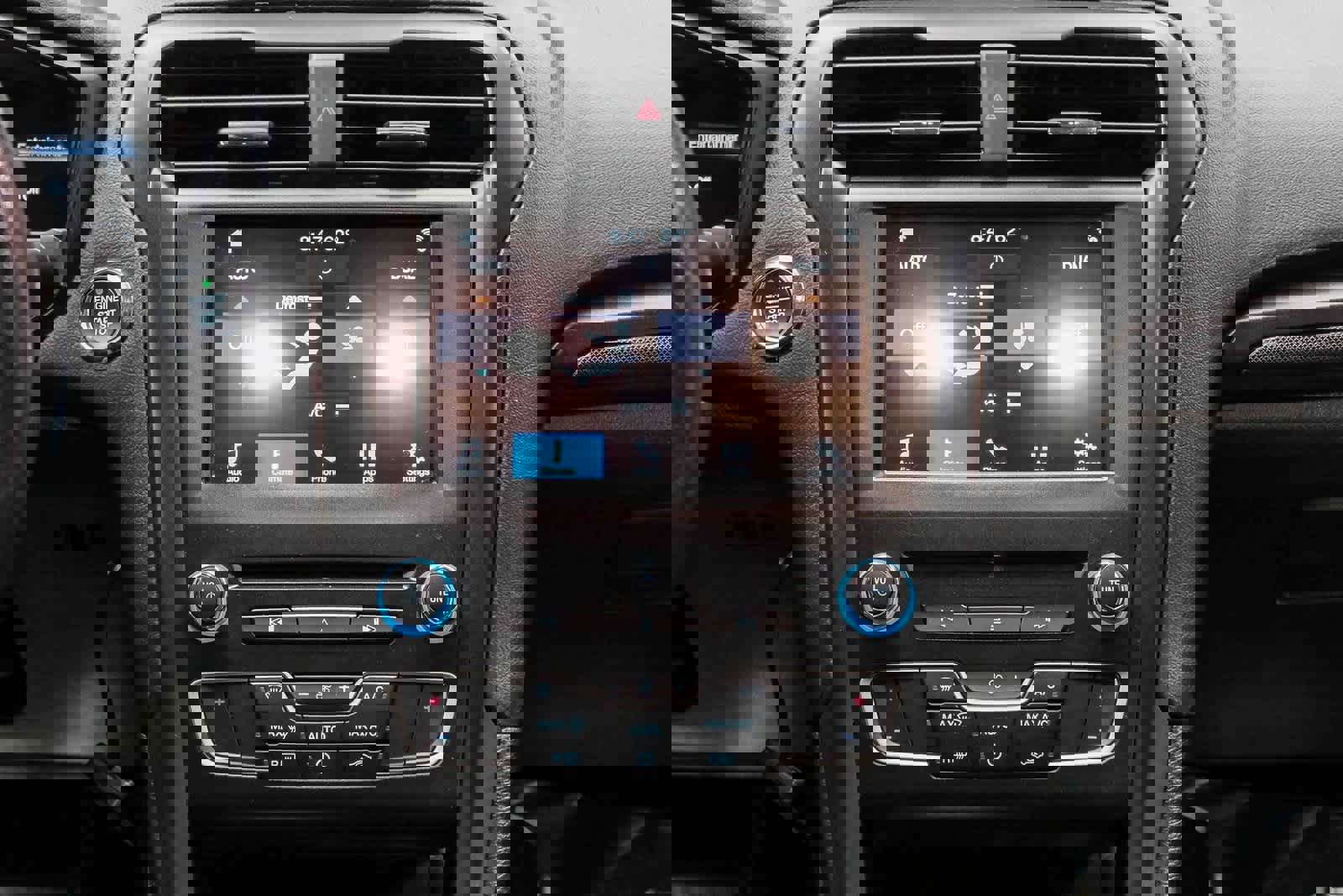 Used 2018 Ford Fusion SE w/ Equipment Group 201A image 14