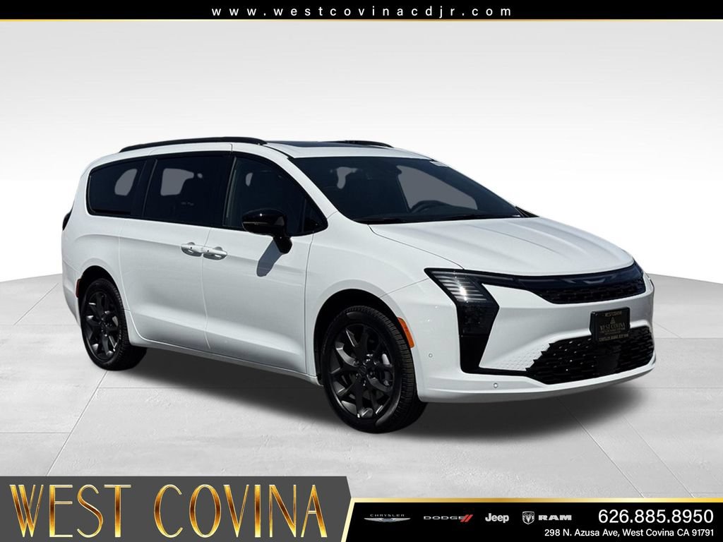 New 2027 Chrysler Pacifica Limited AWD/4WD image 5