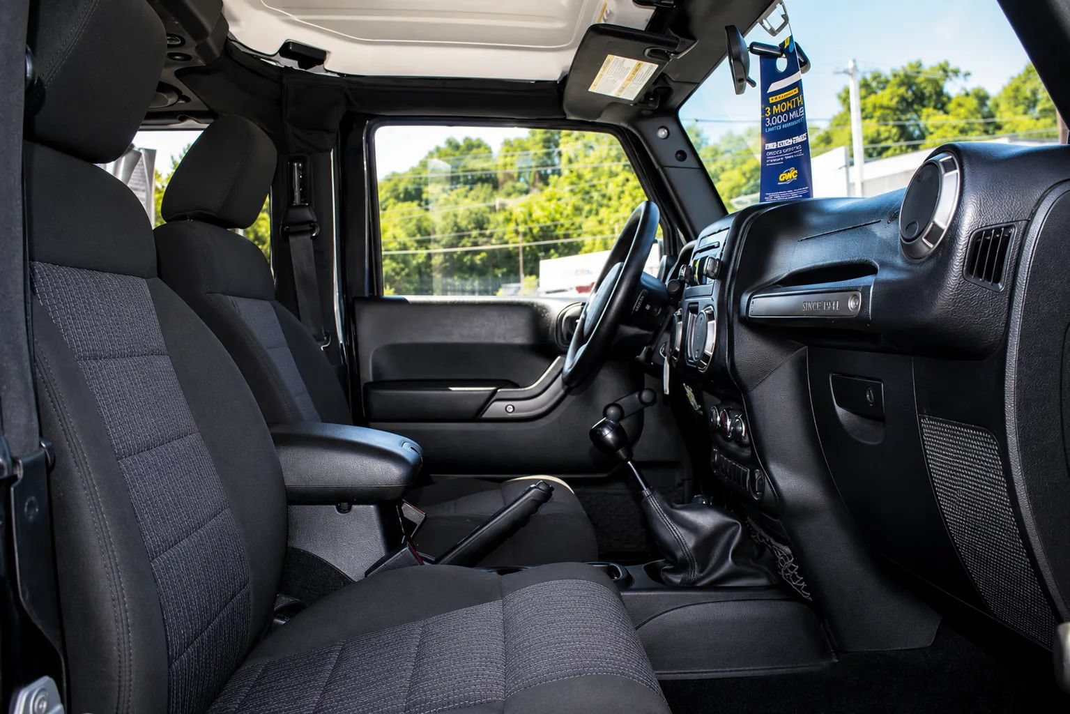 Used 2012 Jeep Wrangler Sport AWD/4WD image 16