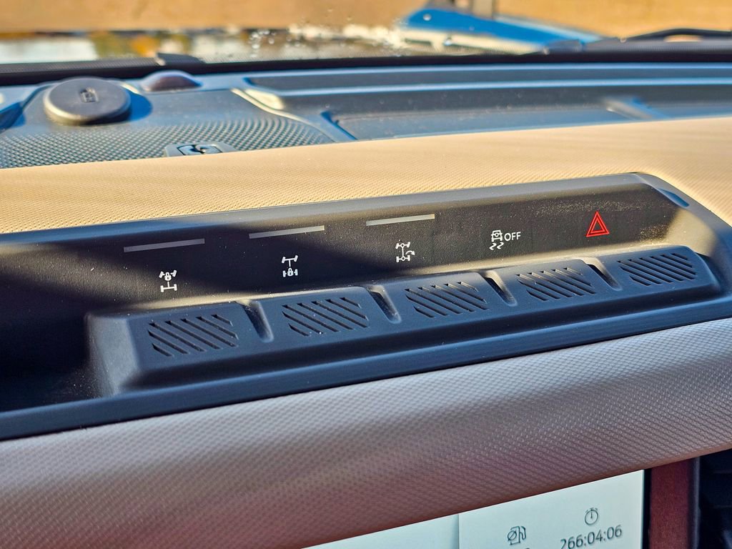 Used 2024 Ford Bronco Wildtrak image 19