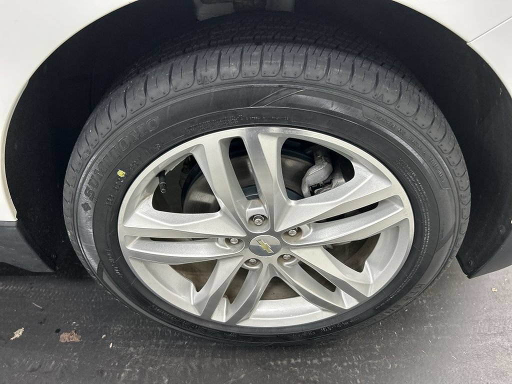 Used 2019 Chevrolet Equinox Premier AWD/4WD image 10