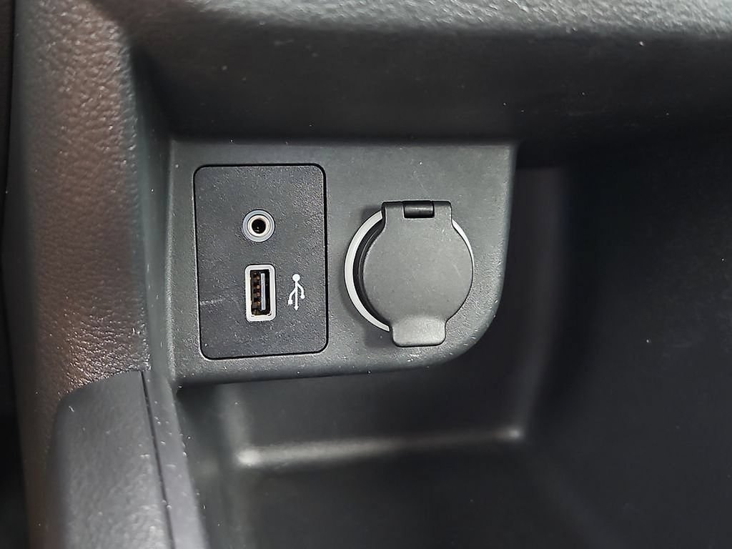Used 2020 Nissan Kicks S FWD image 24