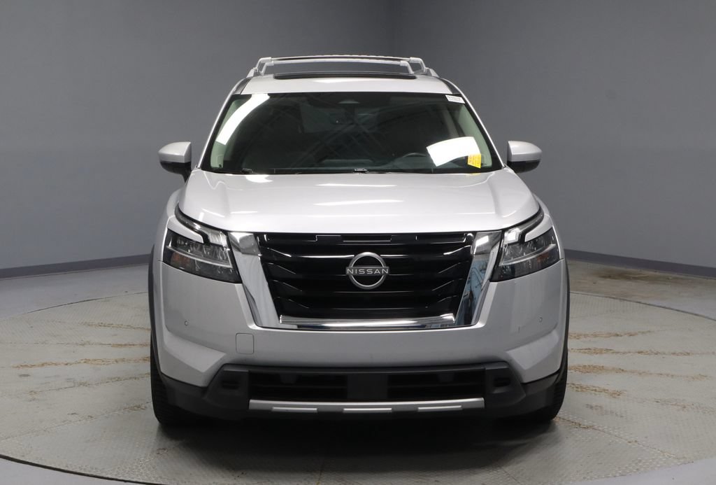 Certified 2023 Nissan Pathfinder SL w/ SL Premium Package AWD/4WD image 7