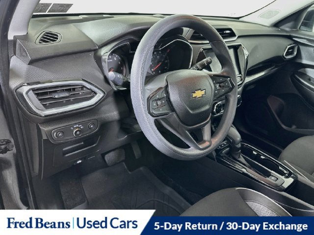 Used 2023 Chevrolet TrailBlazer LT w/ Convenience Package AWD/4WD image 14