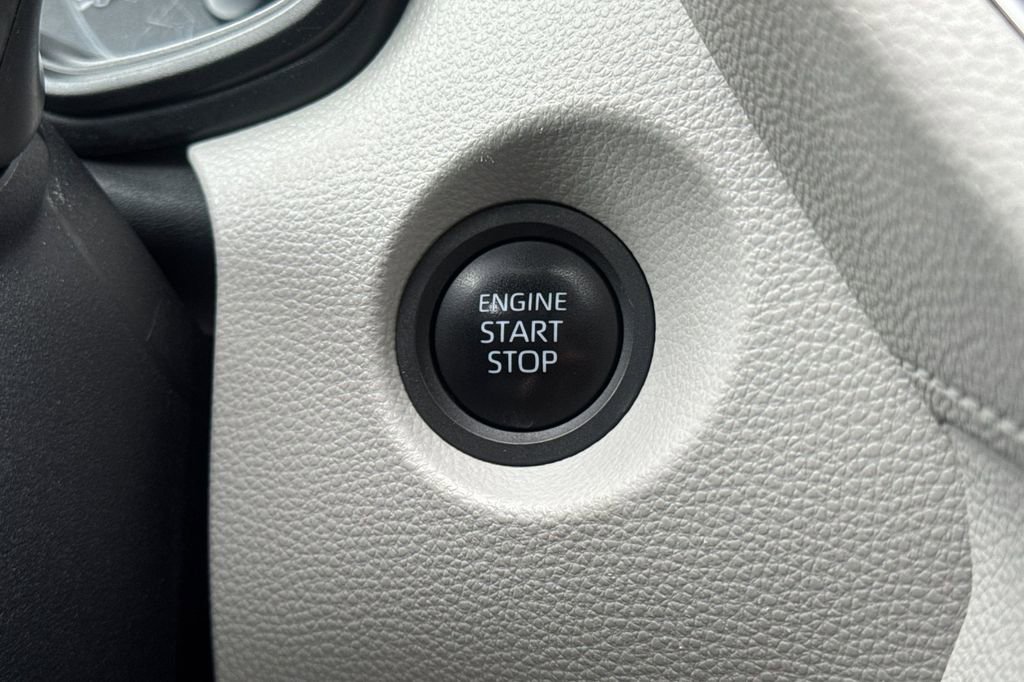 Certified 2024 Toyota Corolla Cross LE w/ Moonroof Package image 21