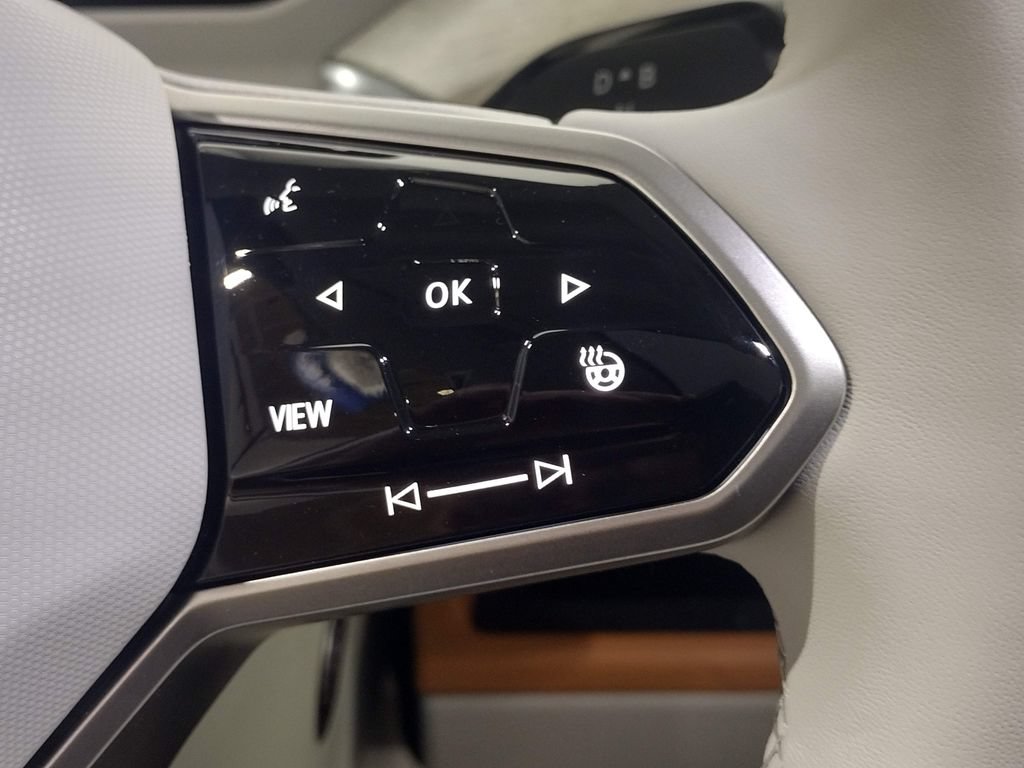 New 2025 Volkswagen ID. Buzz 1st Edition AWD/4WD image 32