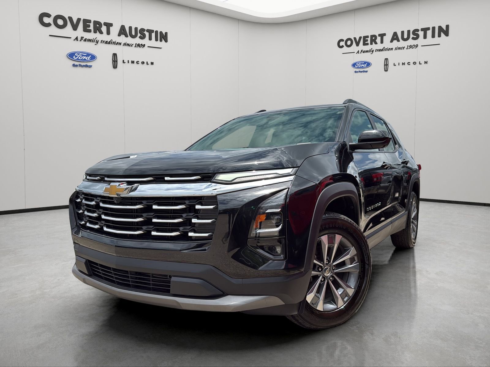 Used 2025 Chevrolet Equinox LT w/ Convenience Package II FWD image 1