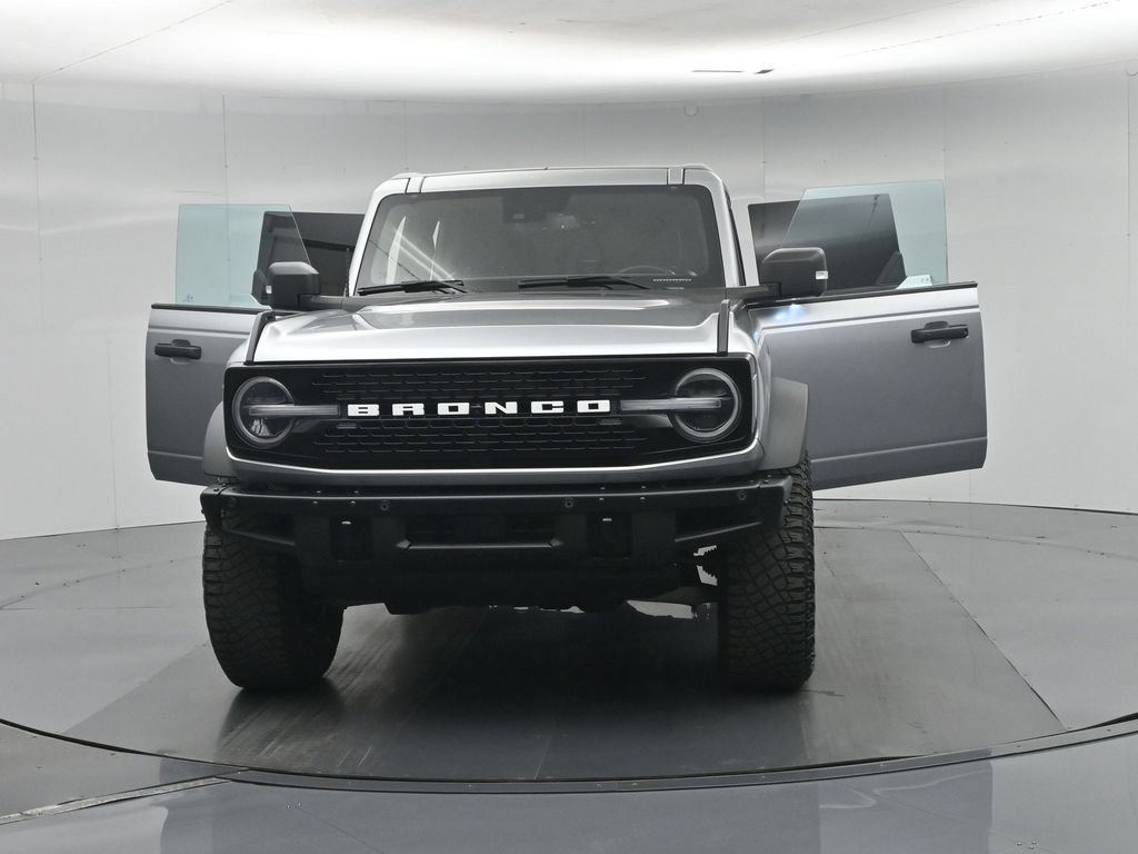 Used 2023 Ford Bronco Wildtrak AWD/4WD image 35