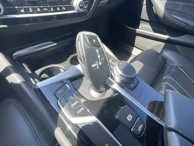 Used 2020 BMW 530i w/ Convenience Package RWD image 32