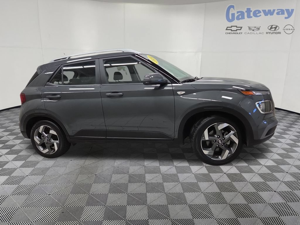 Used 2024 Hyundai Venue SEL