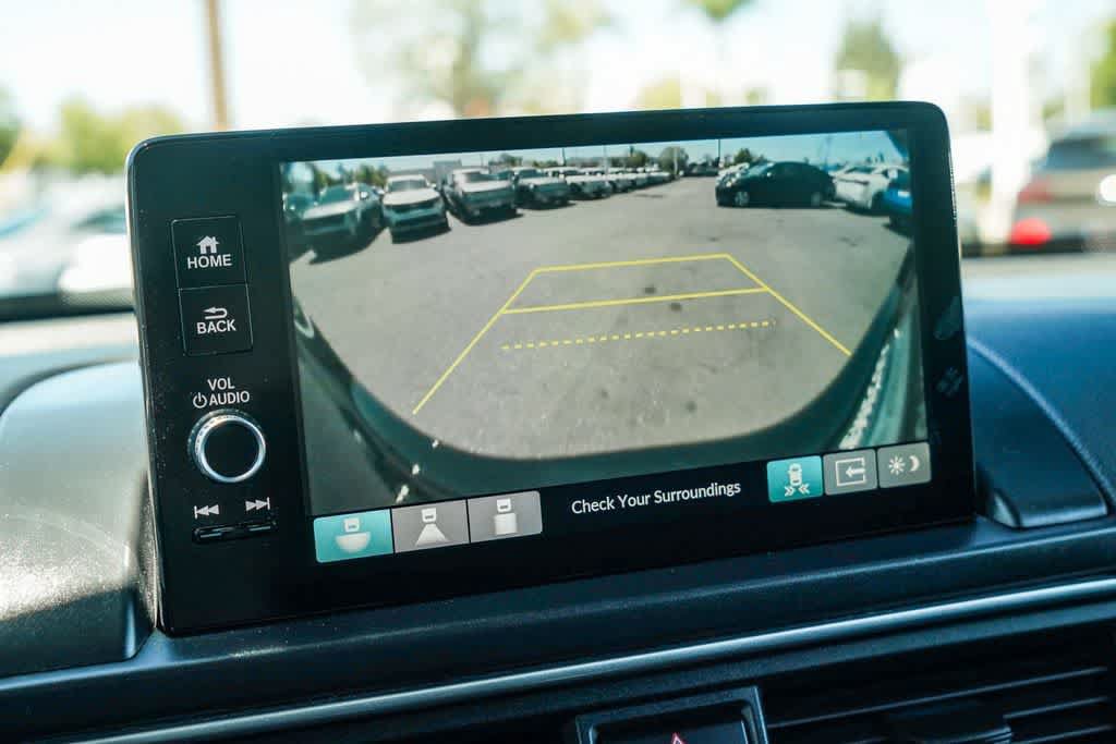 Used 2024 Honda Pilot Touring image 21