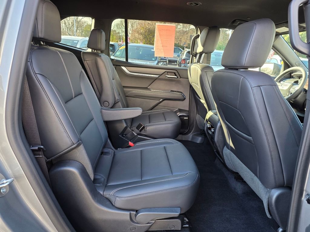 Certified 2024 GMC Acadia Elevation image 30