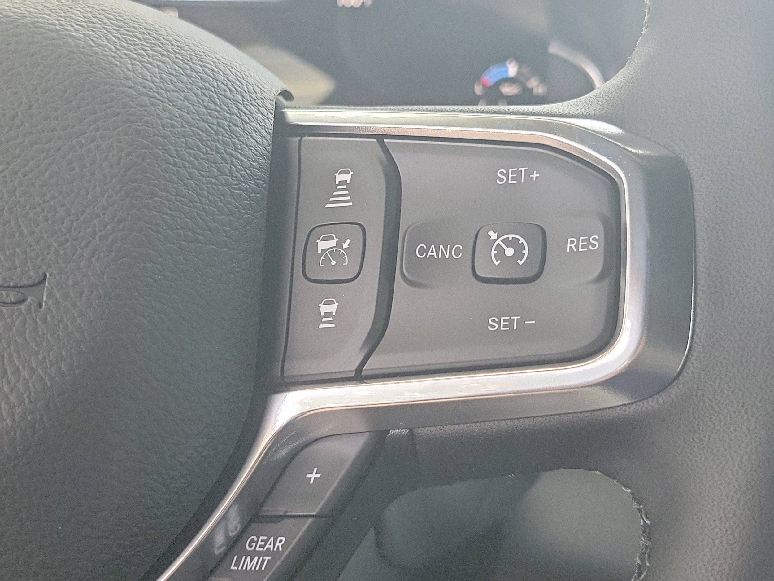 New 2026 RAM 3500 Laramie w/ Night Edition AWD/4WD image 15